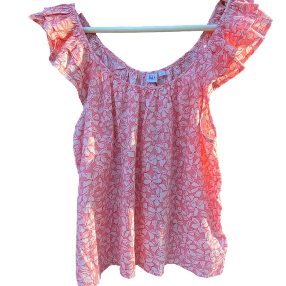 🍀3 for $25🍀 NWT Gap Pink Floral Summer Top Size Medium